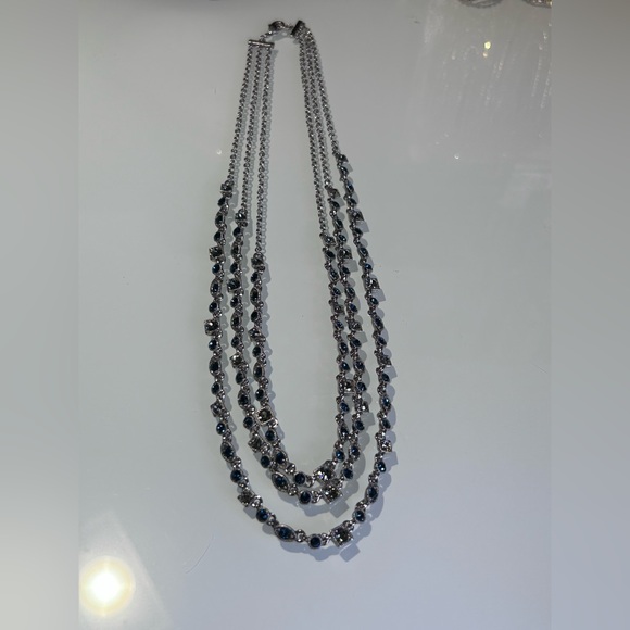 Givenchy layered necklace - Picture 8 of 10